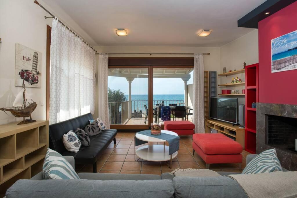 Maistro Beach House Villa Acharavi  Dış mekan fotoğraf